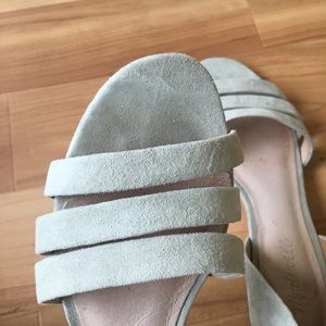 Madewell Shoes | Leila Sandal in Suede | Size 8
